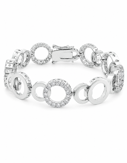 Circle Bijoux 8 Inch Bracelet